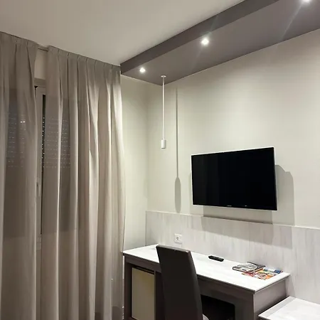 호텔 Confidence Europa 3*