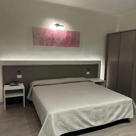 호텔 Confidence Europa 첸토