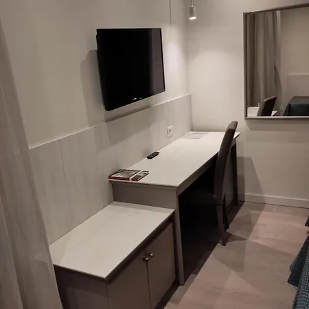 Confidence Europa Hotel 3*