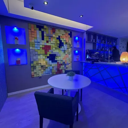 Hotel Confidence Europa 3*