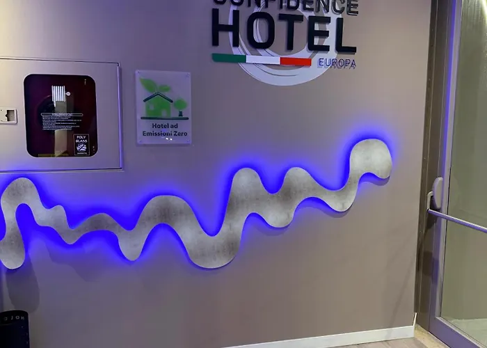 Confidence Europa 3* Cento (Emilia-Romagna)